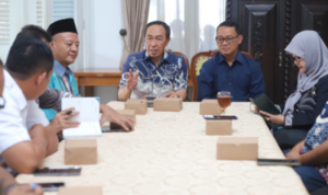 Penyerahan Becak Listrik Bantuan Prabowo